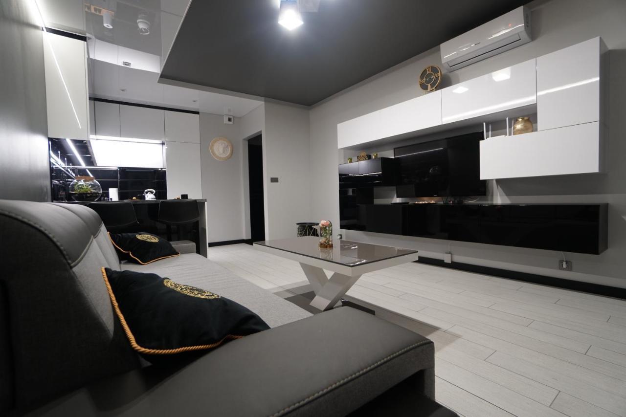 Apartament Lema Versace Krakow Bagian luar foto