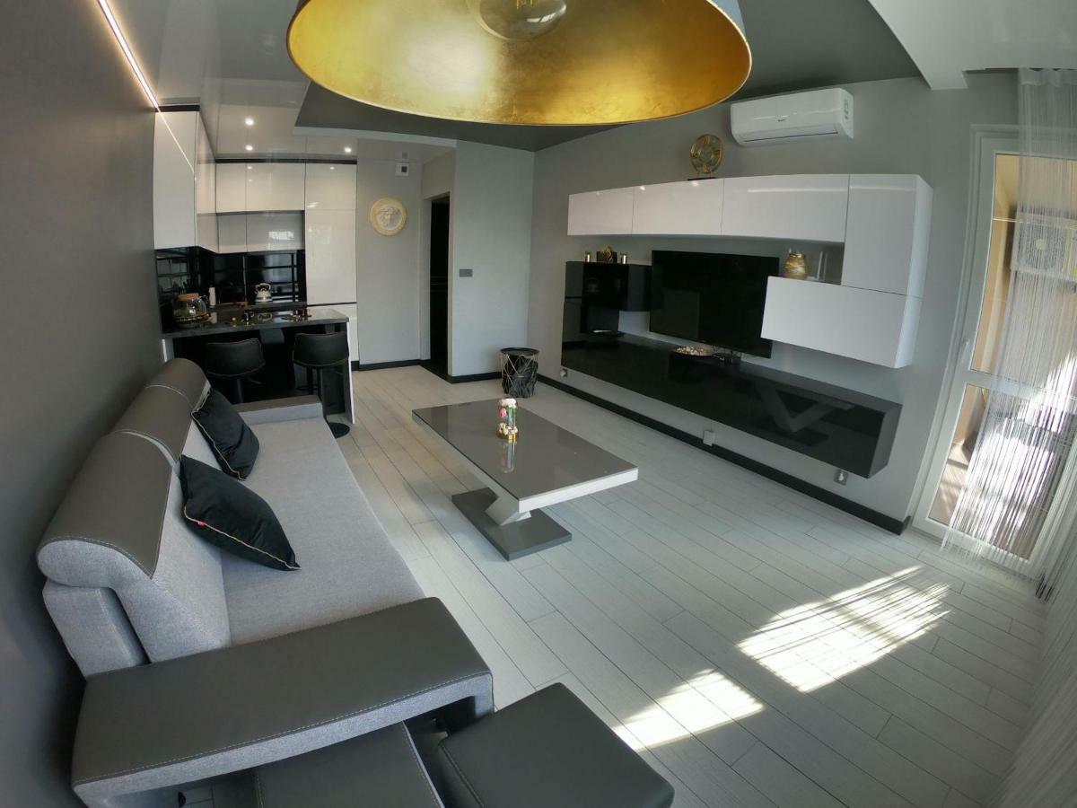 Apartament Lema Versace Krakow Bagian luar foto