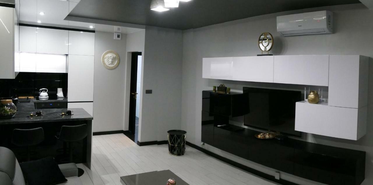 Apartament Lema Versace Krakow Bagian luar foto