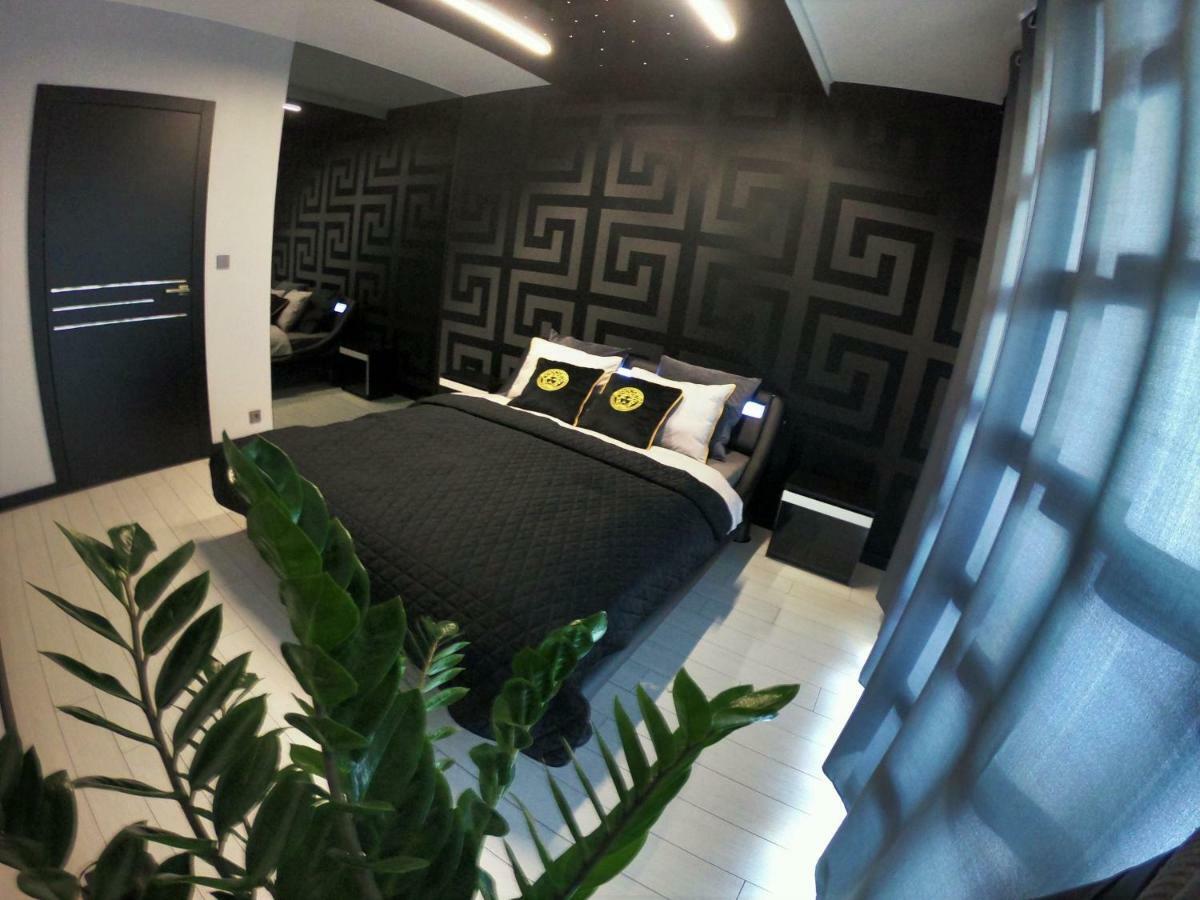 Apartament Lema Versace Krakow Bagian luar foto